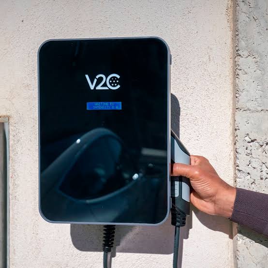 Conectando el coche eléctrico a un cargador V2C Trydan