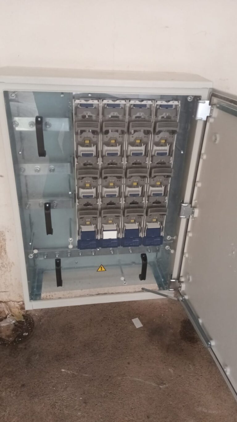 Centralización de contadores y caja general de protección legalizada por OLG Servicios Energéticos